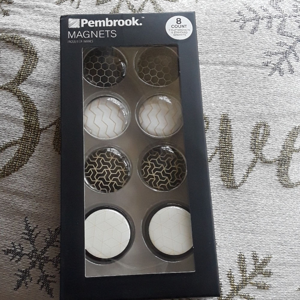 8 Count Basic But Classy Patterned Office Magnets